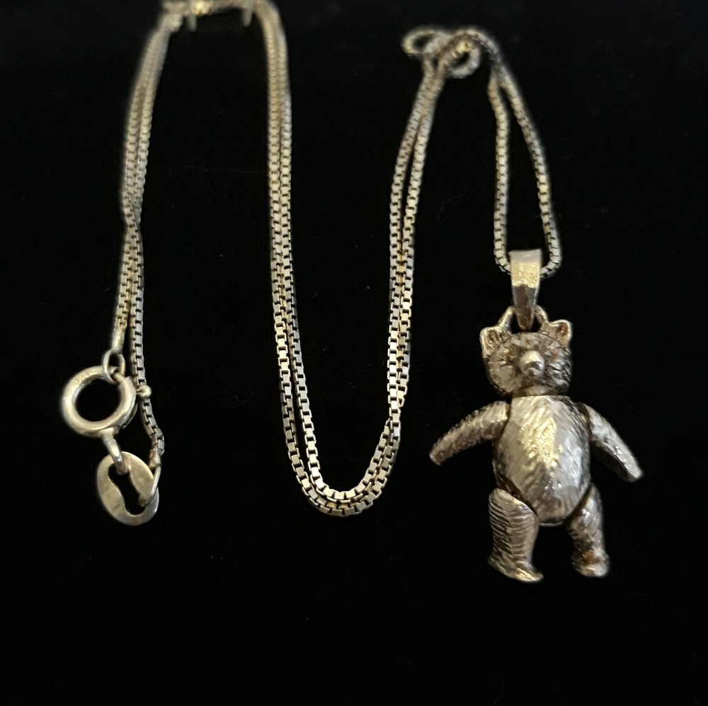 925. Silver Articulated Teddy Bear Charm Necklace